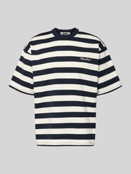 T-shirt o kroju relaxed fit z przeszytym logo model 'Beam' od WOODBIRD - 13