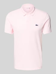 Regular Fit Poloshirt mit Label-Badge von Lacoste Pink - 16