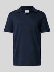 Regular Fit Poloshirt mit V-Ausschnitt von MCNEAL Blau - 29