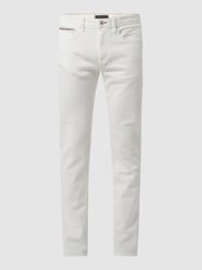 Straight Fit Jeans mit Stretch-Anteil Modell 'Denton' von Tommy Hilfiger Weiß - 21