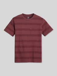 Regular Fit T-Shirt mit Rundhals von Levi's® - 39