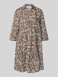 Knielanges Hemdblusenkleid mit V-Ausschnitt und 3/4-Arm von Christian Berg Woman - 23