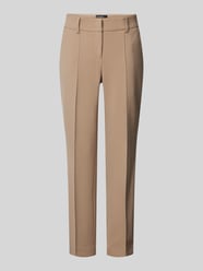 Slim fit stoffen broek met vaste persplooien, model 'FARAH' van Cambio Bruin - 3
