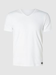 T-shirt ze streczem  od Bruno Banani Biały - 45