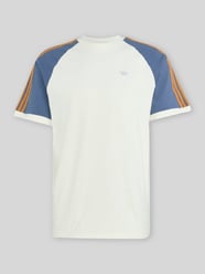 Loose Fit T-Shirt aus reiner Baumwolle Modell 'CALI' von adidas Originals - 39