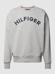 Sweatshirt mit Label-Stitching Modell 'ARCHED' von Tommy Hilfiger Grau - 15
