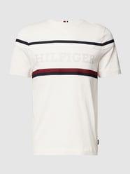 T-Shirt mit Label-Details von Tommy Hilfiger Beige - 27