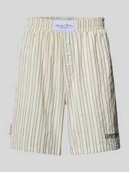 Oversized Shorts mit Label-Patch von ANOTHER COTTON LAB - 40