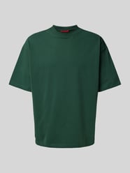 T-shirt o kroju oversized z okrągłym, prążkowanym dekoltem od PROHIBITED - 28