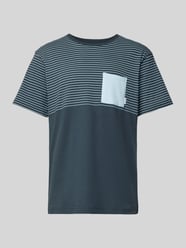 T-Shirt mit aufgesetzter Brusttasche Modell 'Felton' von Mazine Blau - 19