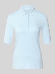 Koszulka polo o kroju slim fit z listwą guzikową i rękawem o dł. 1/2 od Christian Berg Woman - 18
