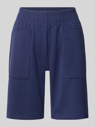 Szorty w kroju regular fit z elastycznym pasem od Christian Berg Woman - 17