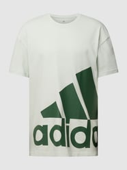 Loose Fit T-Shirt mit Label-Print von ADIDAS SPORTSWEAR - 21