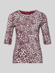 T-shirt o kroju slim fit ze zwierzęcym nadrukiem na całej powierzchni od Marc Cain - 24