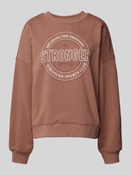 Relaxed Fit Sweatshirt mit überschnittenen Schultern von Stronger - 4