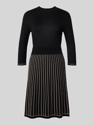 Knielange jurk van viscosemix in gebreide look van Christian Berg Woman Selection - 10