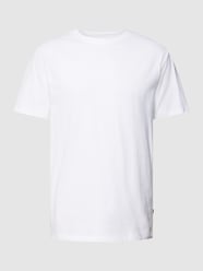T-shirt z okrągłym dekoltem model ‘Cadel’ od !Solid Biały - 14