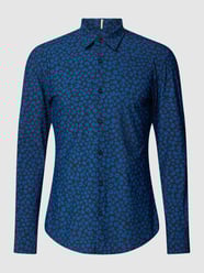Slim Fit Freizeithemd mit Allover-Muster Modell 'ROAN' von BOSS Blau - 24