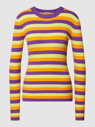 Sweter z dzianiny ze wzorem w paski model ‘M-Turbanova’ od mbyM Fioletowy - 48