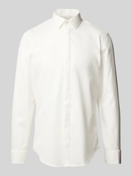 Koszula smokingowa o kroju slim fit z diagonalu od Jake*s - 2