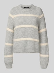 Sweter z dzianiny o kroju regular fit z dodatkiem wełny model ‘ZADA’ od VERO MODA - 39