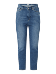 Jeansy o kroju mom fit z efektem znoszenia od QS by s.Oliver Niebieski - 36