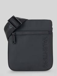 Torba na ramię z wytłaczanym logo model 'AXEL' od Valentino Bags - 33