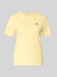 T-shirt z kwiatowym haftem model 'Aminna' od ICHI - 5