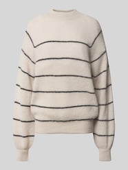 Oversized Strickpullover mit Stehkragen Modell 'LARELY' von Drykorn Beige - 33