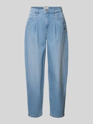 Jeansy o kroju barrel fit z detal z logo model 'Carlotta' od GANG - 1