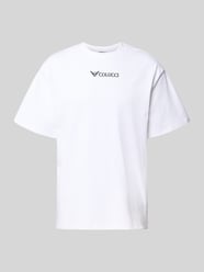 t-shirt o kroju relaxed fit z wyhaftowanym logo model 'Ikarus' od COLUCCI - 12