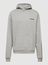 Hoodie mit Label-Stitching Modell 'SENSE' von 9N1M SENSE Grau / Schwarz - 17