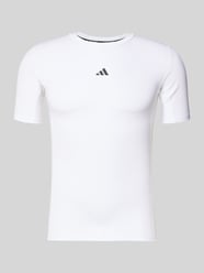 T-shirt z nadrukiem etykiety od adidas Training - 8