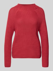 Sweter o kroju regular fit z efektem dzianiny model ‘Basic’ od monari - 22