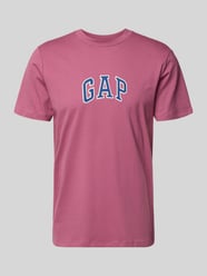 T-Shirt mit Logo-Patch und Rundhalsausschnitt von GAP - 48
