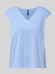 T-shirt o kroju relaxed fit z mieszanki modalu model 'KAMALA LACE' od PIECES - 43