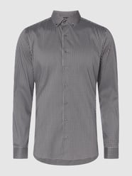 Koszula biznesowa o kroju slim fit z diagonalu  od Eterna Szary - 43