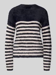Strickpullover aus Kunstfell von Christian Berg Woman - 44