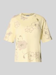 t-shirt we wzór na całej powierzchni z okrągłym dekoltem od Jake*s Studio Woman - 45