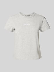 Loose Fit T-Shirt mit Rundhalsausschnitt von Review Grau - 29