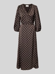 długa sukienka w kroju regular fit z dekoltem w serek od Neo Noir - 5