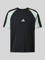 T-Shirt mit Label-Print von ADIDAS SPORTSWEAR Schwarz - 22