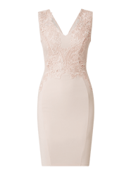 Cocktailkleid mit floraler Spitze von Lipsy Pink - 43