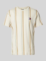 Regular fit T-shirt van puur katoen met labelstitching van Tommy Jeans Beige - 39