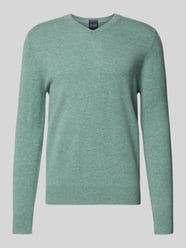 Gebreide pullover van een mix van wol en kasjmier met V-hals van Christian Berg Men - 45