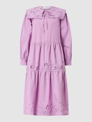 Kleid aus Bio-Baumwolle mit Lochspitze Modell 'Vanessa' von Selected Femme Lila - 20