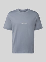 T-shirt z wyhaftowanym logo model „NORREBRO” od JACK & JONES - 13
