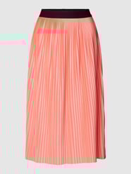 Knielange rok met elastische band van QS by s.Oliver Oranje - 43