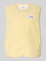 Kamizelka w teddy-looku w kroju regular fit model 'AMALIA' od VILLA SOPHIE - 4