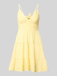Minikleid mit rückseitigem Cut Out von Apricot - 18